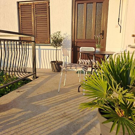 Lucija Apartment Pridraga Ngoại thất bức ảnh